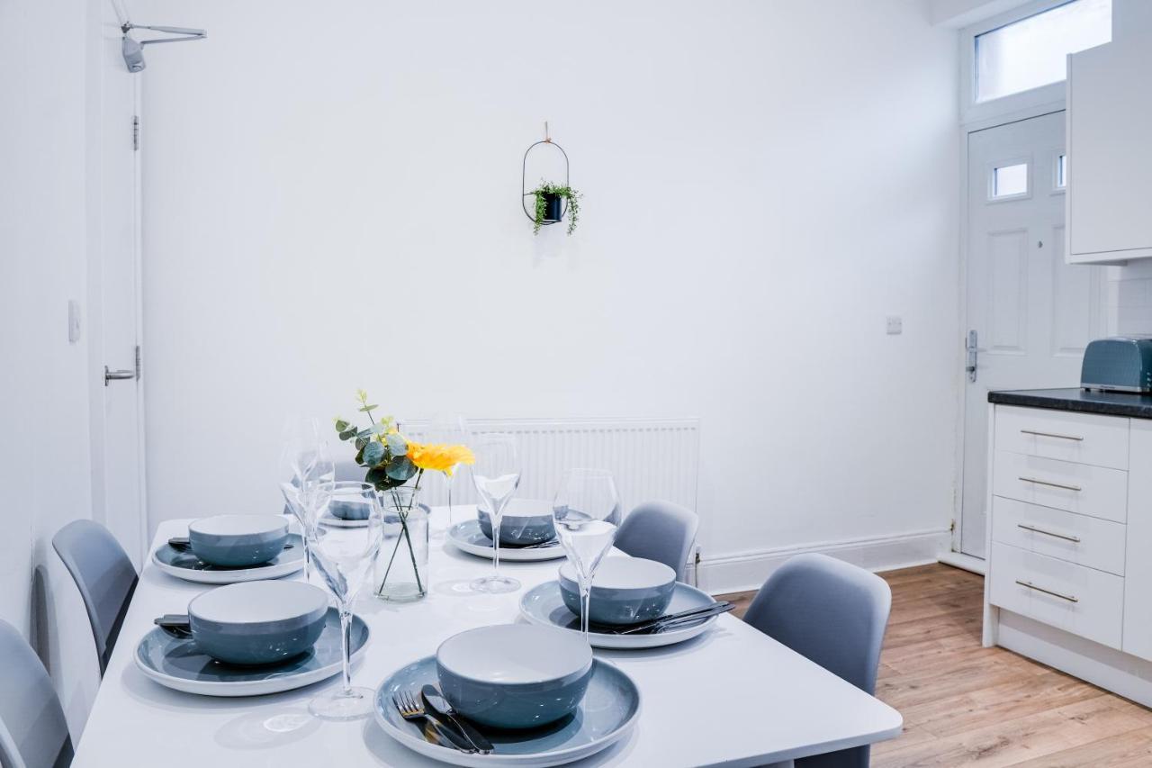 Beeston Hill Spacious 4 Bedroom House Near Leeds Cc מראה חיצוני תמונה